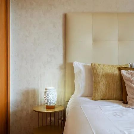 Lux Garden View By Homie Apartment